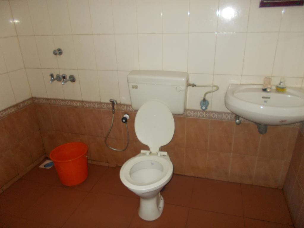 Guruvayur Bunglow Bagian luar foto