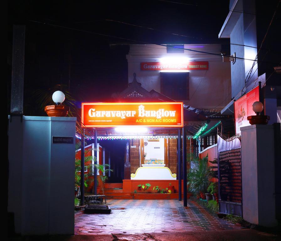 Guruvayur Bunglow Bagian luar foto